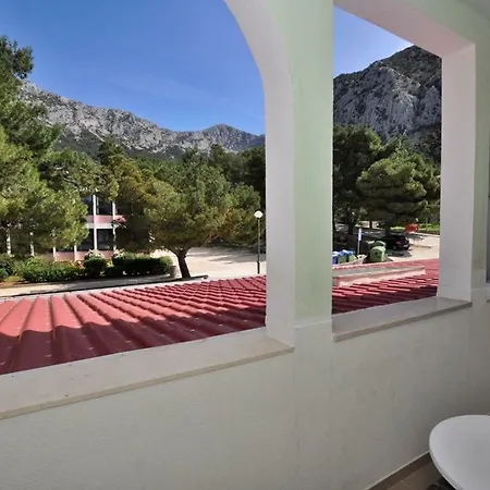 With A Parking Space Gradac 15282 Gasthof 3*