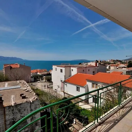 Gasthof With A Parking Space Gradac 15282 Gradac (Split-Dalmatia)